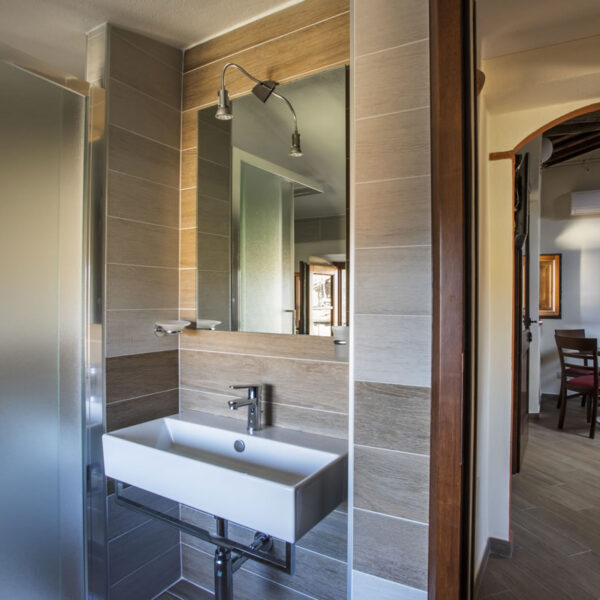 foto 2 bagno appartamento piazza